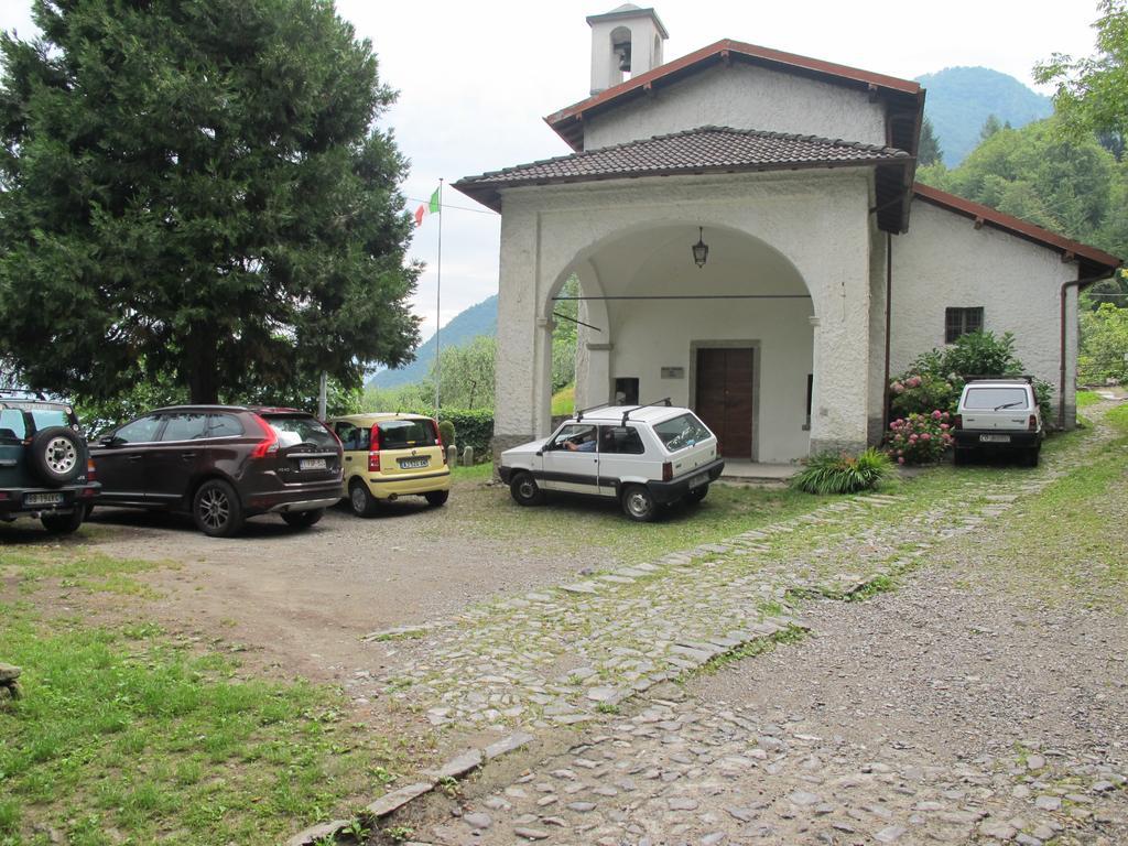 Agriturismo Madonna Dei Ceppi Lezzeno Extérieur photo