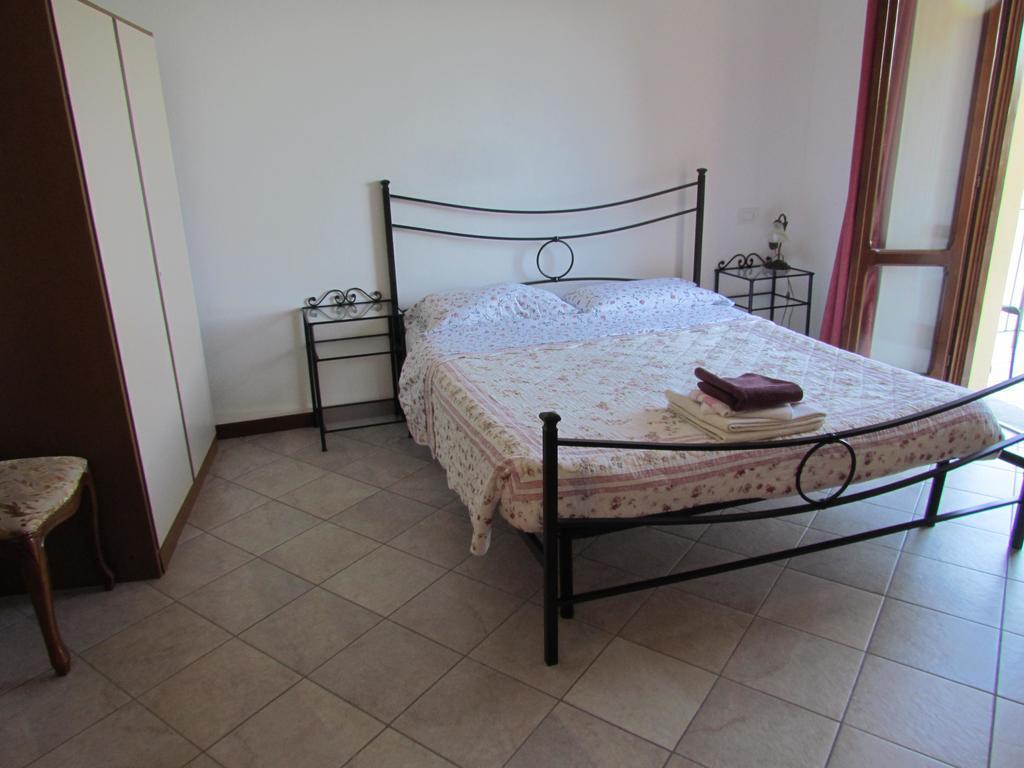 Agriturismo Madonna Dei Ceppi Lezzeno Extérieur photo